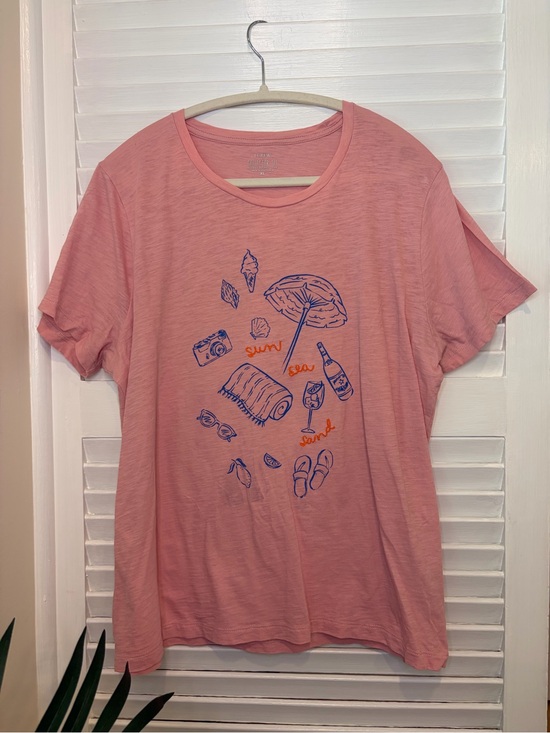 J. Crew Tops - J.Crew Collector Tee Pink Beach Graphic T-Shirt Size XL